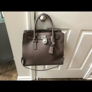 Authentic Michael Kors Purse.